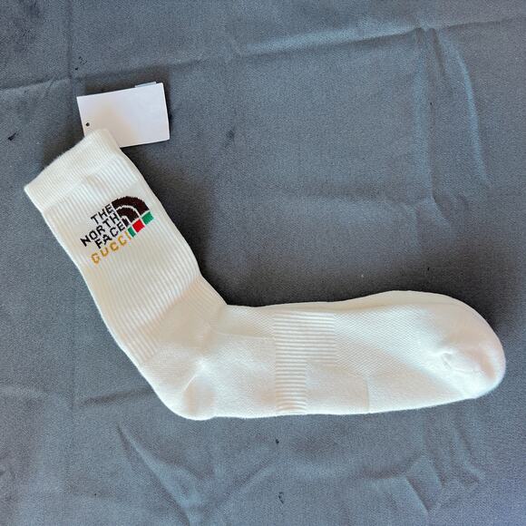The North Face x Gucci Logo Socks - Picture 6 of 7